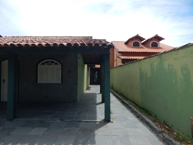 Casa à venda com 4 quartos, 255m² - Foto 4