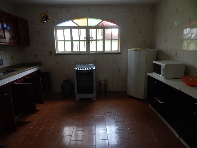 Casa à venda com 4 quartos, 255m² - Foto 25
