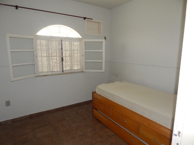 Casa à venda com 4 quartos, 255m² - Foto 16