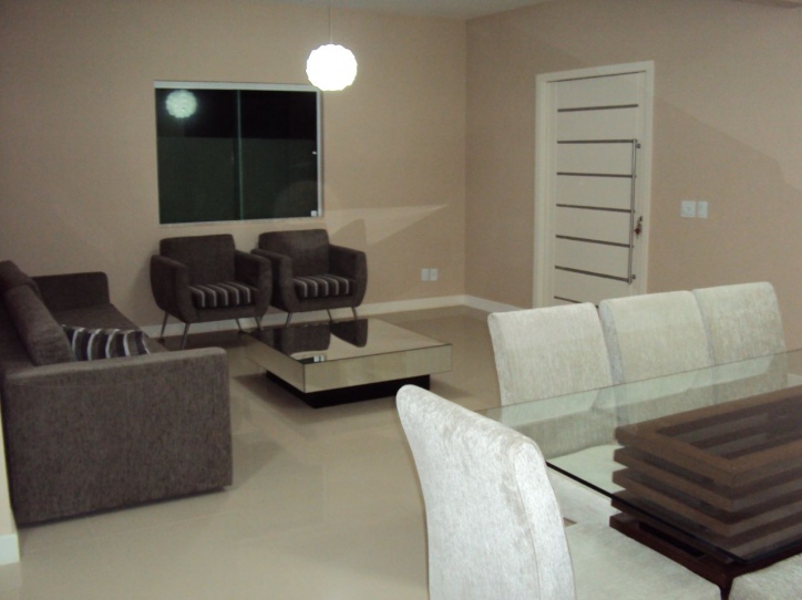 Casa à venda com 4 quartos, 220m² - Foto 5