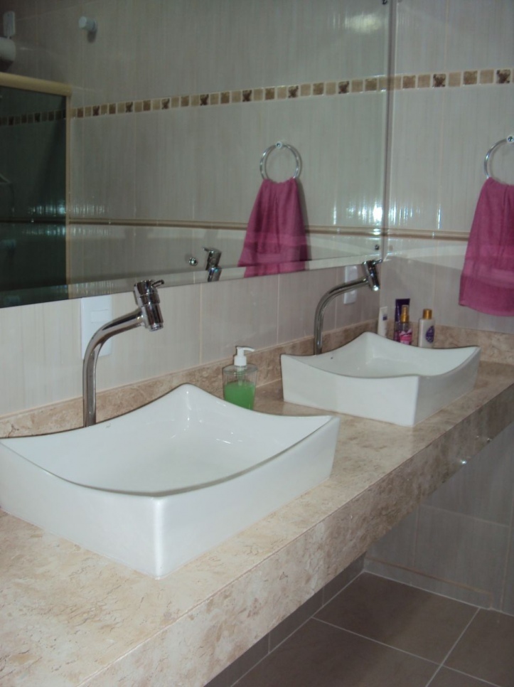 Casa à venda com 4 quartos, 220m² - Foto 7