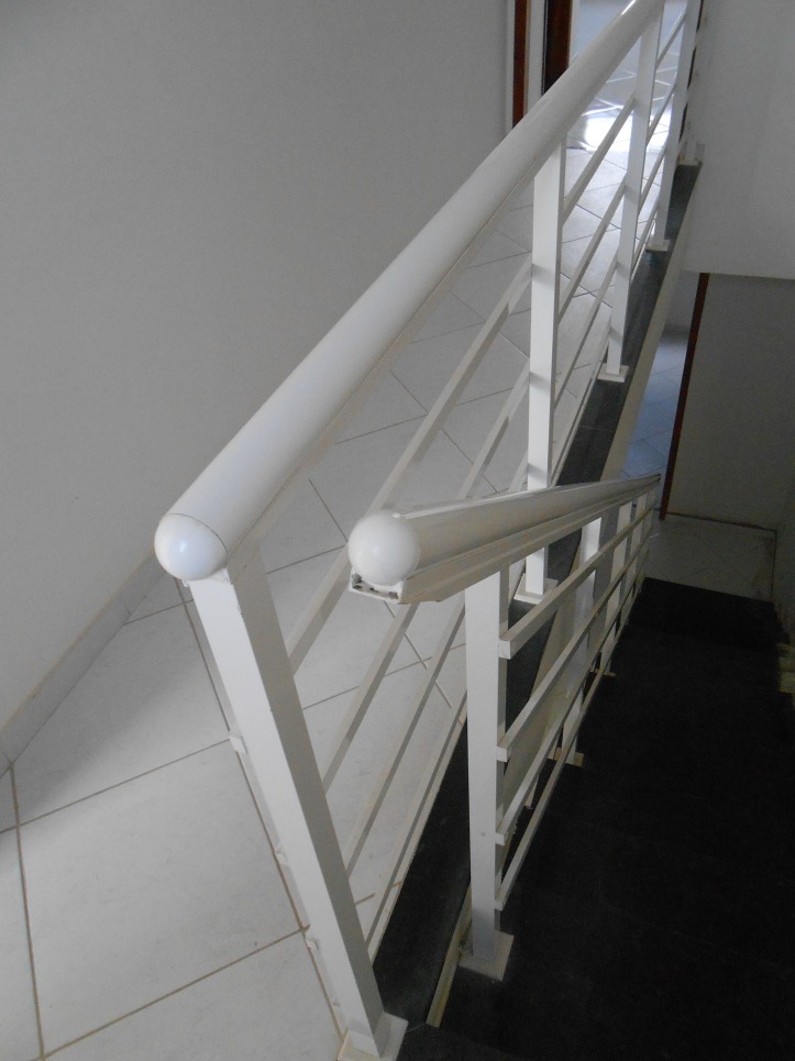 Casa à venda com 3 quartos, 110m² - Foto 6