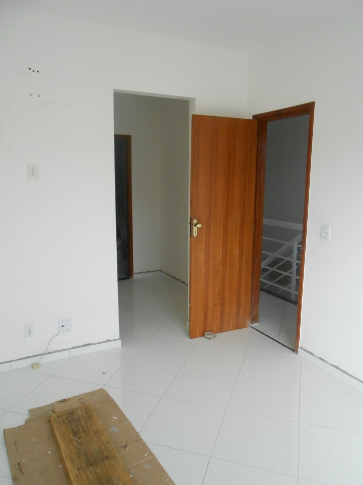 Casa à venda com 3 quartos, 110m² - Foto 12